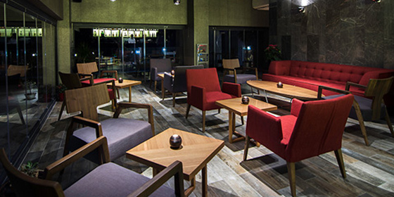 Hotel Bar & Dachterrassen Lounge
